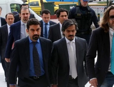 Ελεύθερους κρίνει ο Εισαγγελέας τους 8 Τούρκους Αξιωματικούς - «Δεν υπάρχει λόγος κράτησης»